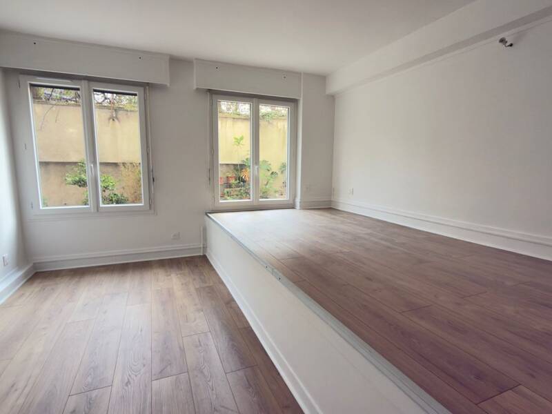 Maison à louer, 17m², PARIS 16E