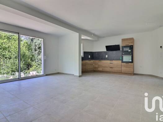 Maison à vendre 325 000 € 3 pièces 2 chambres 62 m² 500 m² de terrain Seillons-Source-d'Argens 83470