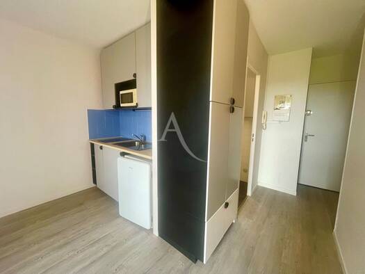 Appartement à vendre 78 000 € 1 pièce 19,2 m² Étage 4/5 Beaumont-Vauquois Orléans 45000