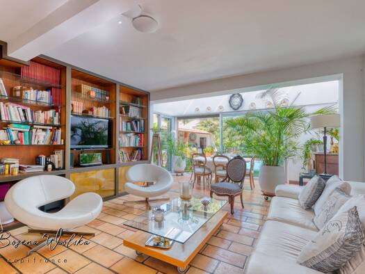 Maison à vendre 630 000 € 6 pièces 5 chambres 170 m² 475 m² de terrain Le Castelier-Les Hirondelles-La Grange Istres 13800
