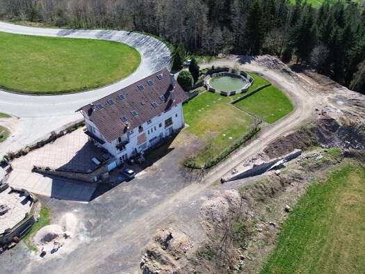 Immeuble à vendre 425 500 € 350 m² Fraize 88230