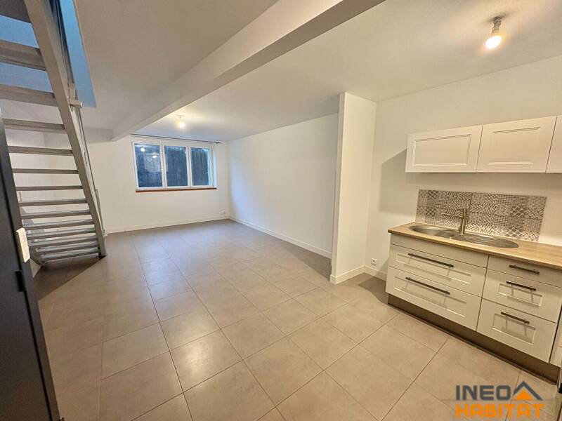 Maison à louer, 64m², MELESSE