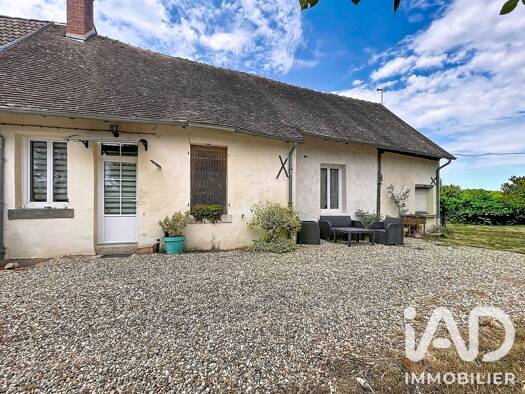 Maison à vendre 78 500 € 3 pièces 1 chambre 97,3 m² 939 m² de terrain Santranges 18240
