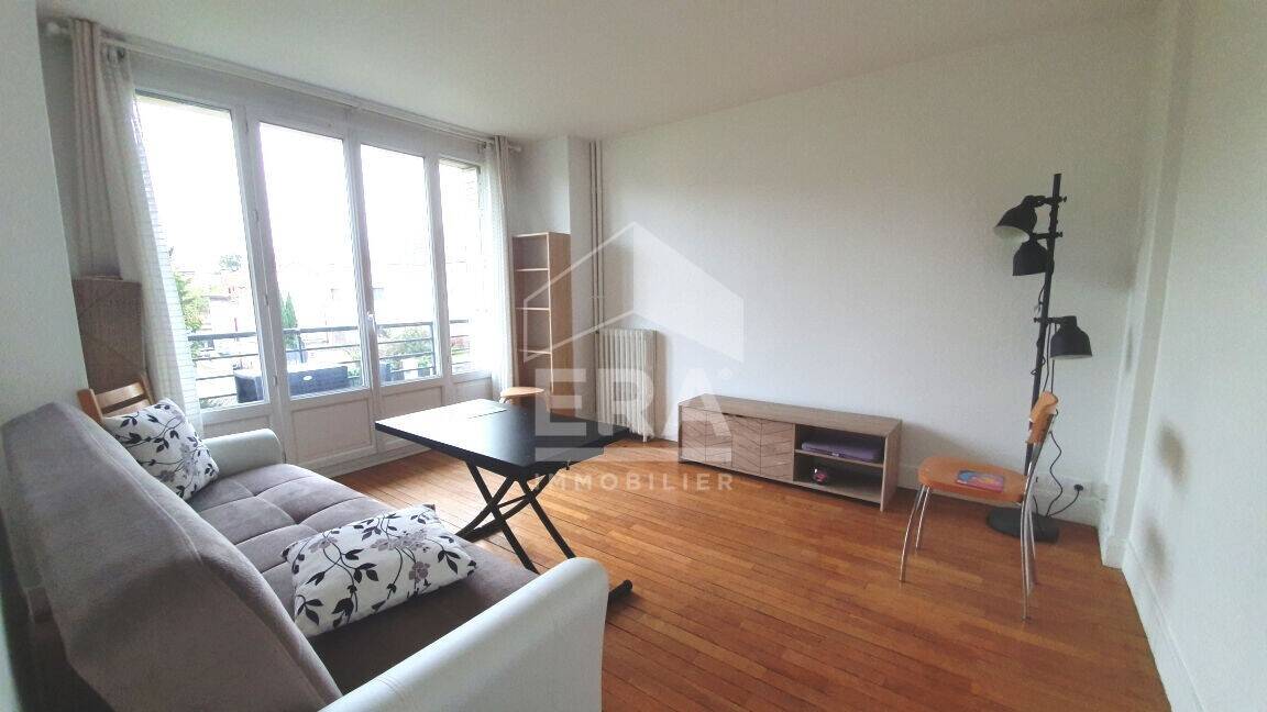 Maison à louer, 40m², SAINT MAUR DES FOSSES