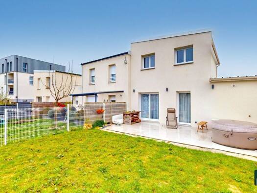 Maison à vendre 245 000 € 6 pièces 4 chambres 93,7 m² 245 m² de terrain Vauroux-Grandes Ruelles Mainvilliers 28300