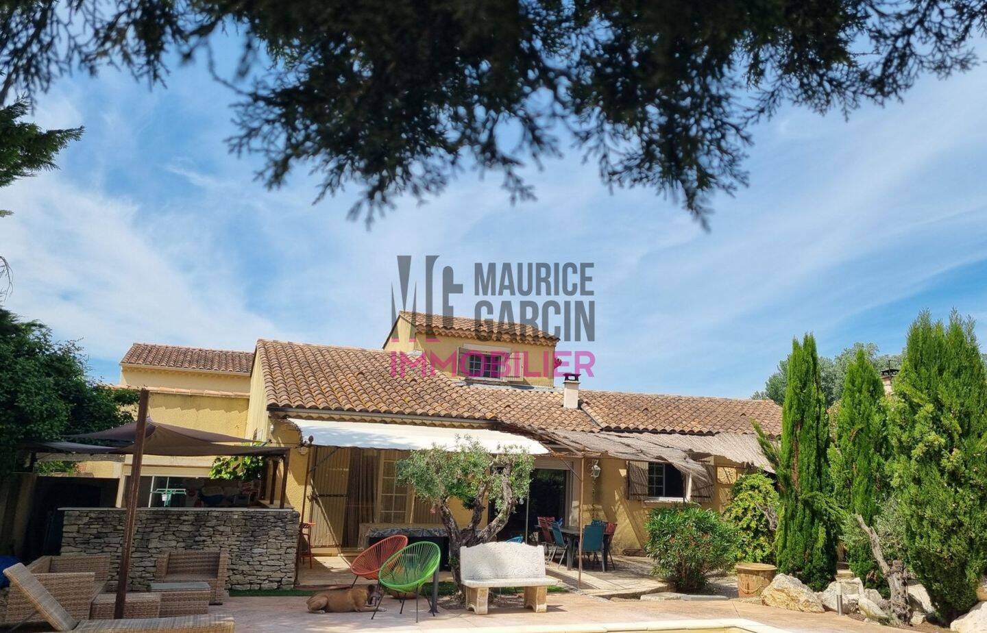 Maison à vendre, 240m², ENTRAIGUES SUR LA SORGUE