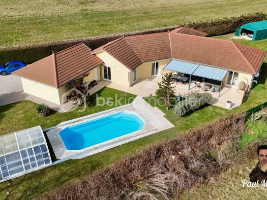 Maison de plain-pied à vendre 490 000 € 5 pièces 4 chambres 180 m² 3 270 m² de terrain Nord La Tour-du-Pin 38110