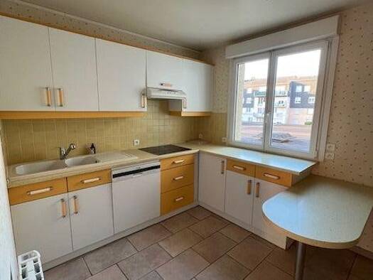 Appartement à vendre 110 000 € 5 pièces 4 chambres 93,7 m² Étage 1/5 Belle Étoile-2ème Db-Coulandon Argentan 61200