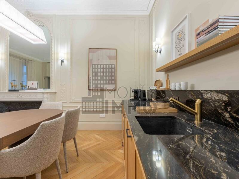 Maison à louer, 70m², PARIS 7E