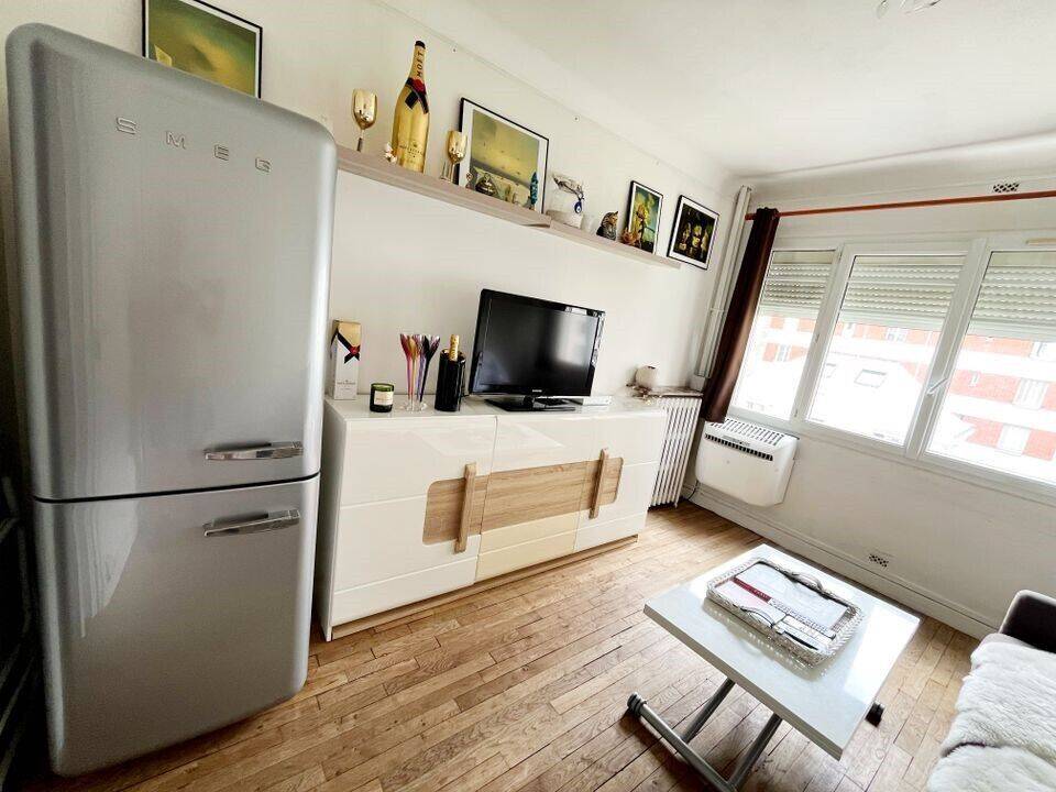 Maison à louer, 38m², COURBEVOIE