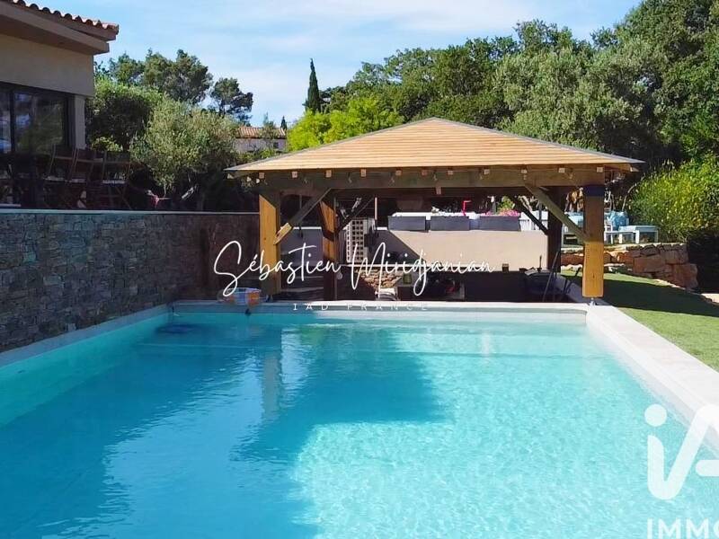 Maison à vendre, 147m², SOLLIES VILLE