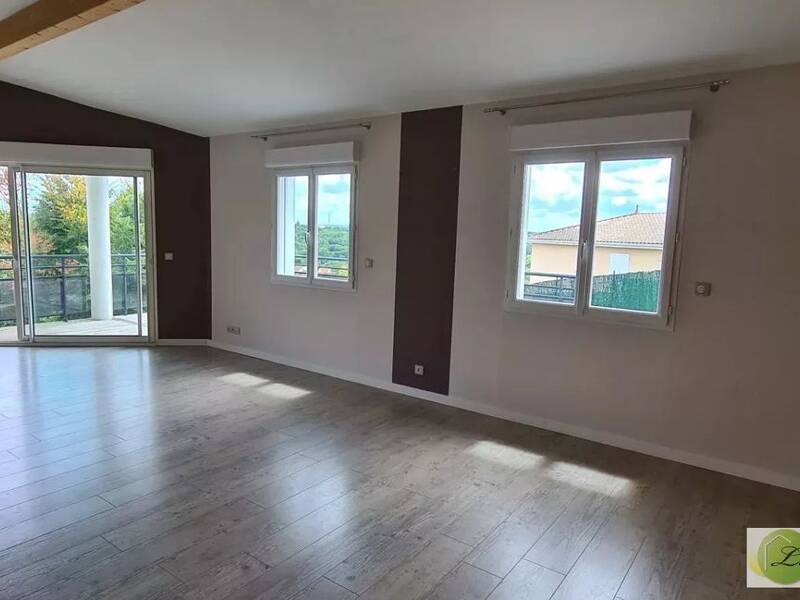 Maison à louer, 145m², RUELLE SUR TOUVRE