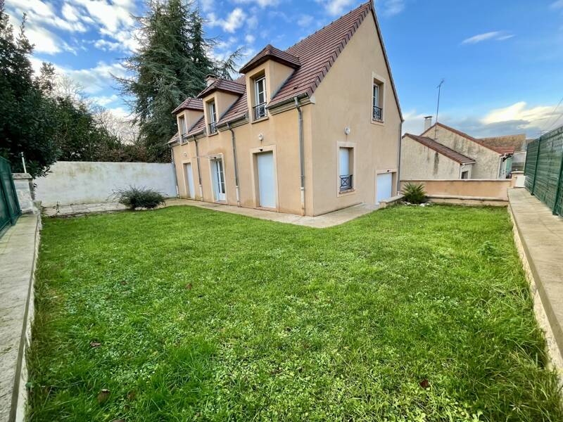 Maison à louer, 111m², DARVAULT