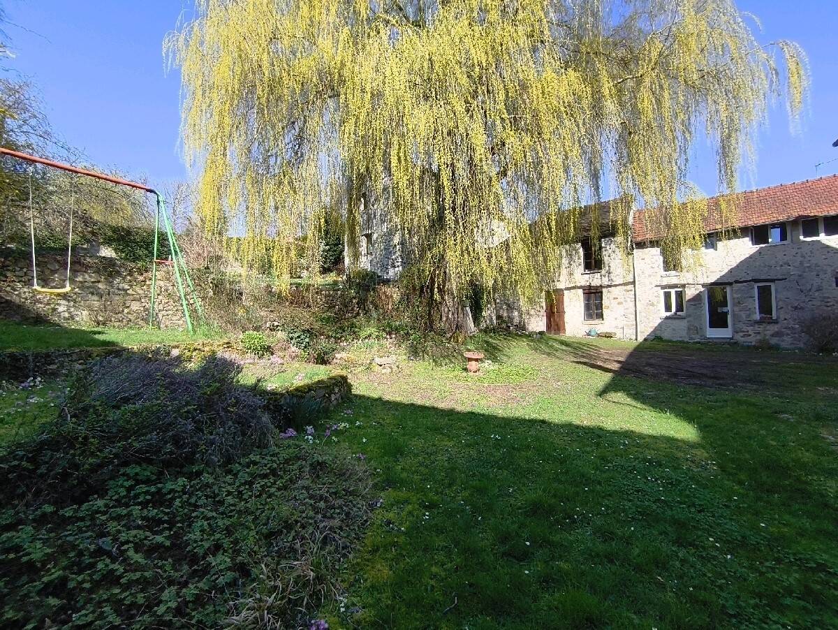 Maison à vendre, 209m², VALLANGOUJARD