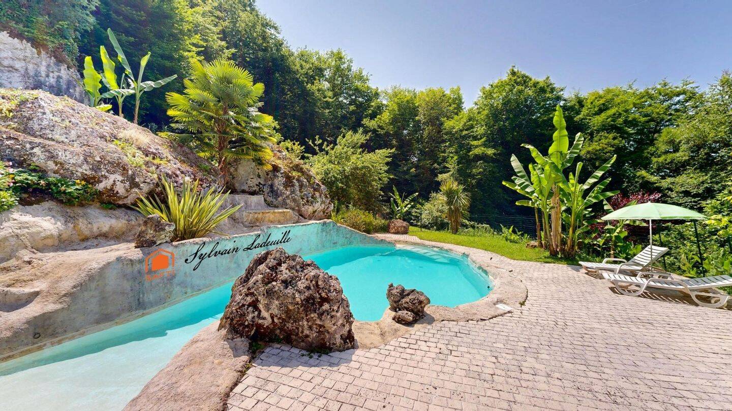Maison à vendre, 231m², LES EYZIES DE TAYAC SIREUIL