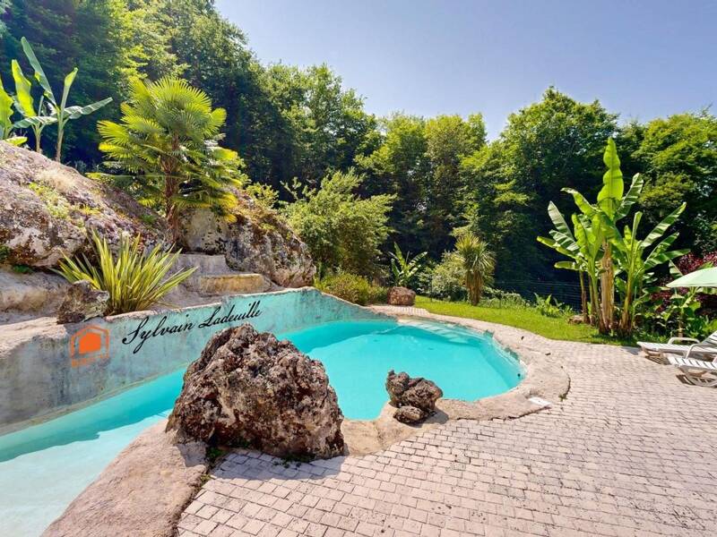 Maison à vendre, 231m², LES EYZIES DE TAYAC SIREUIL