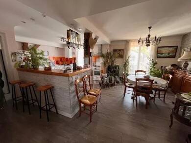 Appartement en viager occupé Bouquet 450 000 € 5 pièces 4 chambres 108,8 m² Dernier étage, Étage 2/2 Saint Esprit Bayonne 64100