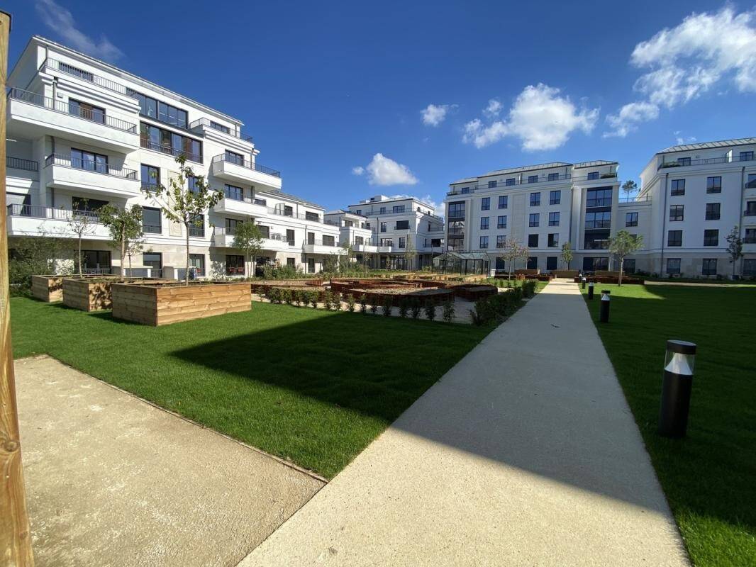 Maison à louer, 32m², SAINT MAUR DES FOSSES