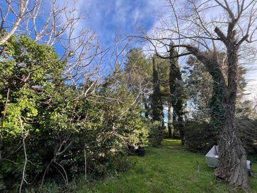 Terrain constructible à vendre 228 975 € 718 m² de terrain Montbazin 34560