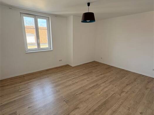 Appartement à louer 840 € 3 pièces 2 chambres 64,9 m² Étage 2/3 Saint-Louis 68300