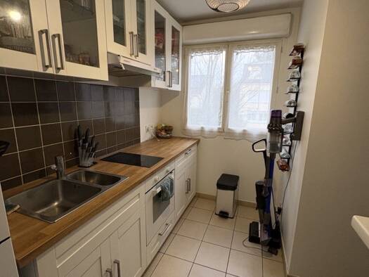 Appartement à vendre 215 000 € 2 pièces 1 chambre 44,77 m² Étage 1/3 Saint Antoine Le Plessis-Trévise 94420