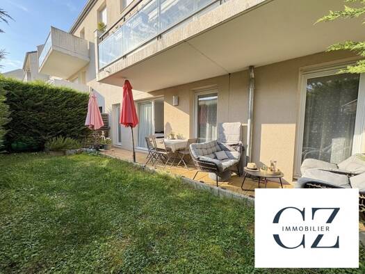 Appartement à vendre 220 000 € 3 pièces 2 chambres 62 m² RDC Dijon 21000