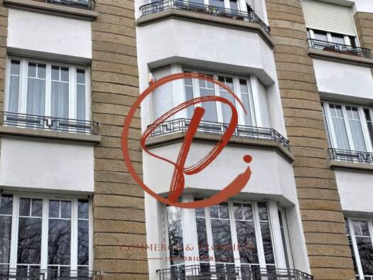 Immeuble à vendre 1 484 000 € 520 m² Lorient 56100