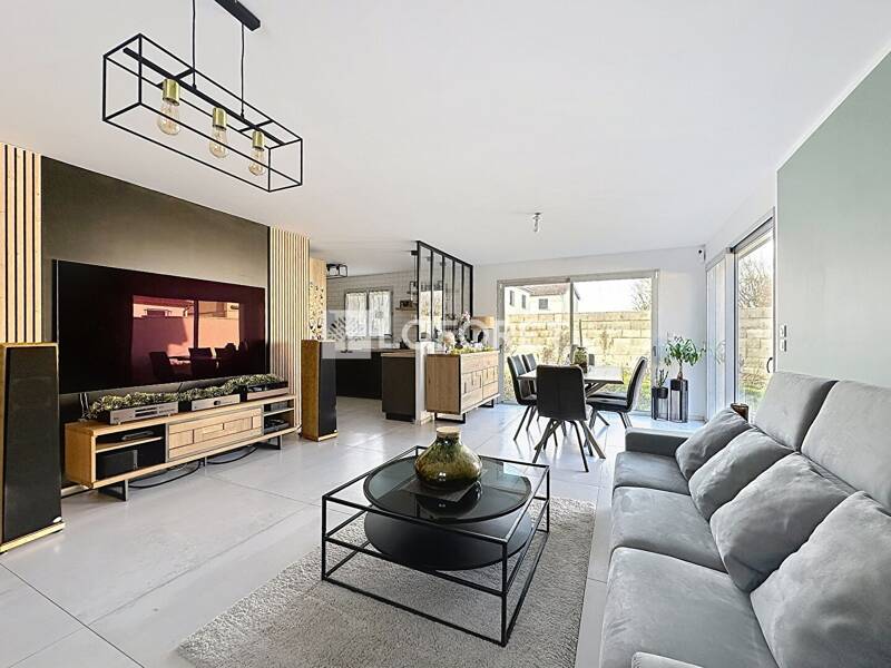 Maison à vendre, 101m², SAINT TRIVIER SUR MOIGNANS
