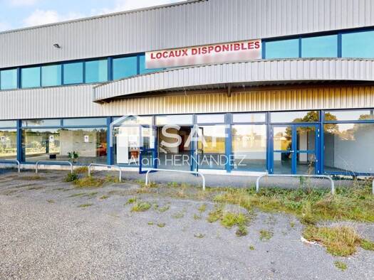 Local commercial à louer 2 670 € 840 m² de surface de vente Nord Saint-Gaudens 31800