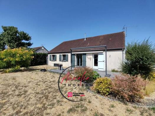 Maison de plain-pied à vendre 209 000 € 6 pièces 4 chambres 98,6 m² 803 m² de terrain Saint-Lyé-la-Forêt 45170
