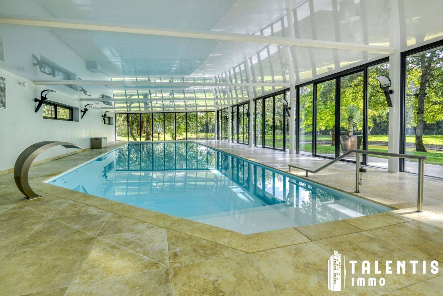 Maison à vendre, 342m², SAINT AIGNAN GRANDLIEU