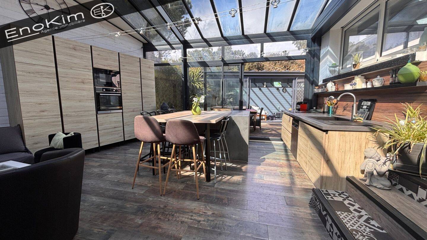 Maison à vendre, 232m², LONGEVILLE SUR MER