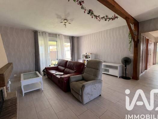 Maison à vendre 180 000 € 4 pièces 3 chambres 107 m² 407 m² de terrain Châtenay-sur-Seine 77126