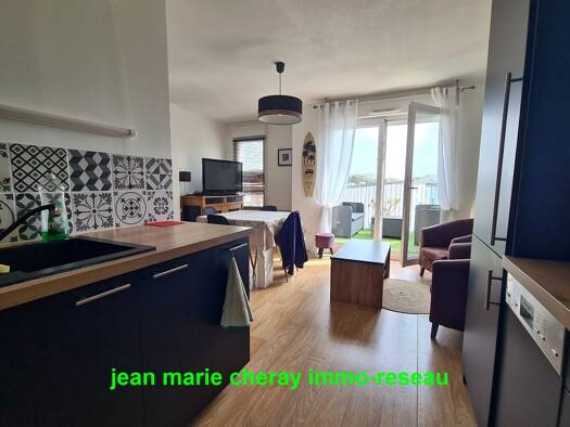 Appartement à vendre 169 600 € 2 pièces 1 chambre 44 m² Étage 3/1 Chene Vert-Centre Ville Saint Barthelemy d'Anjou 49124