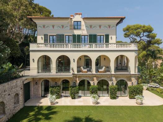 Maison à vendre - Première occupation + de 10M € 11 pièces 7 chambres 957,51 m² Saint-Jean-Cap-Ferrat 06230