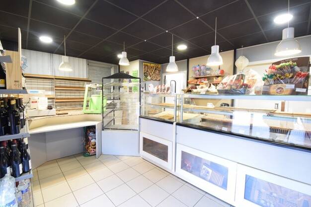 Boulangerie / Pâtisserie à vendre Fonds de commerce 166 470 € 4 pièces 130 m² de surface de vente Saulnières 35320