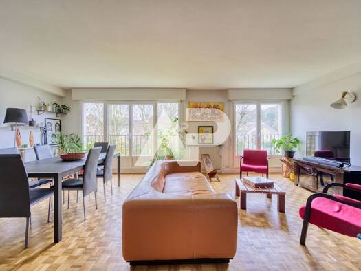 Appartement à vendre 575 000 € 5 pièces 4 chambres 112 m² Étage 3/3 Les Petits Bois Chaville 92370