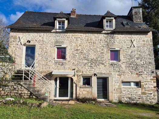 Maison à vendre 239 000 € 4 pièces 3 chambres 110 m² 579 m² de terrain La Loubière 12740