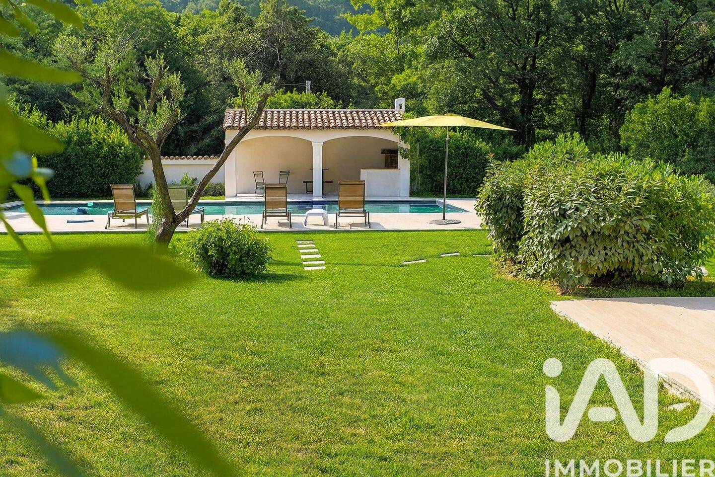 Maison à vendre, 132m², CHATEAUNEUF DE GRASSE