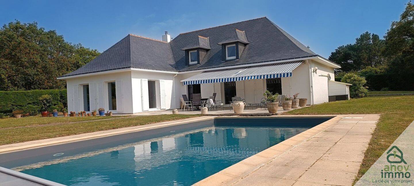 Maison à vendre, 229m², LA TURBALLE