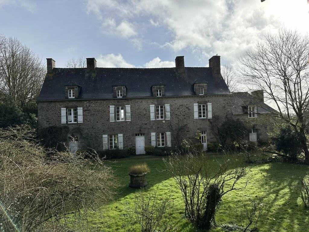 Maison à vendre, 379m², PLOUER SUR RANCE