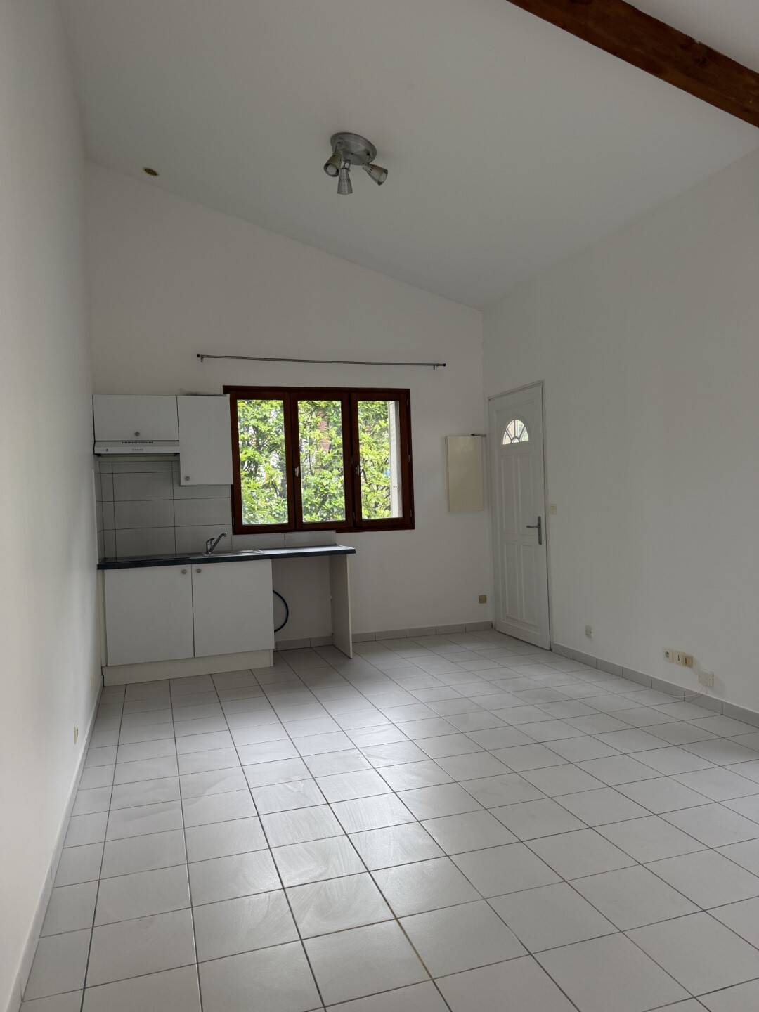 Maison à louer, 36m², SAINT MAUR DES FOSSES