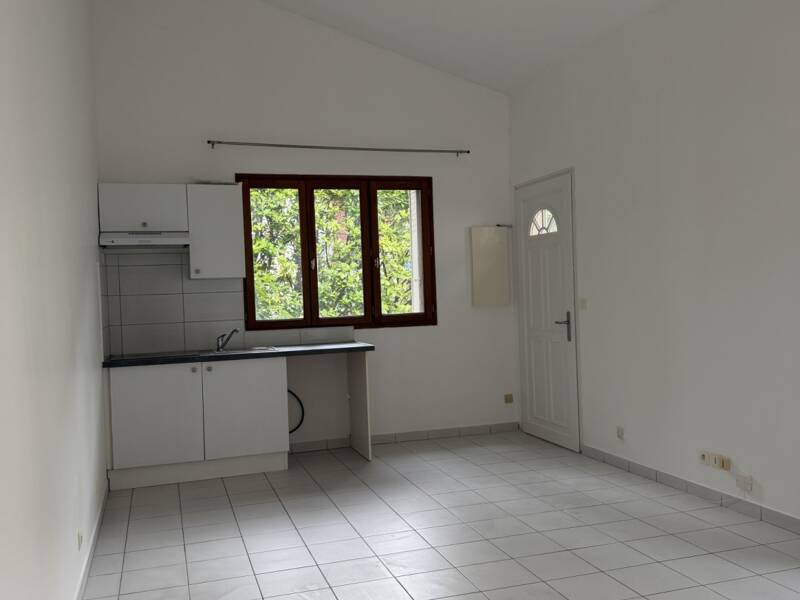 Maison à louer, 36m², SAINT MAUR DES FOSSES