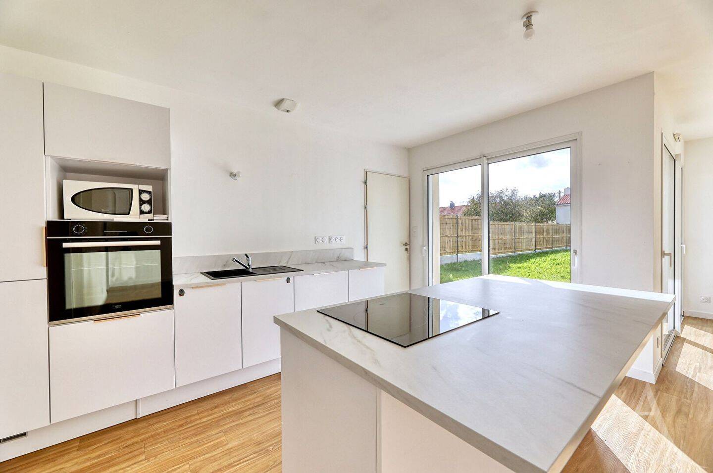 Maison à vendre, 90m², L'HERBERGEMENT