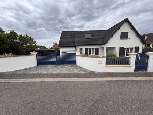 Maison à vendre 325 000 € 5 pièces 3 chambres 120 m² 777 m² de terrain Bois-de-Haye 54840