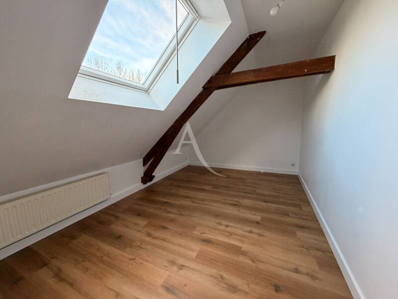 Maison à louer, 93m², CORZE