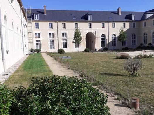 Appartement à louer 785 € 2 pièces 1 chambre 41 m² RDC Bellicart Compiègne 60200