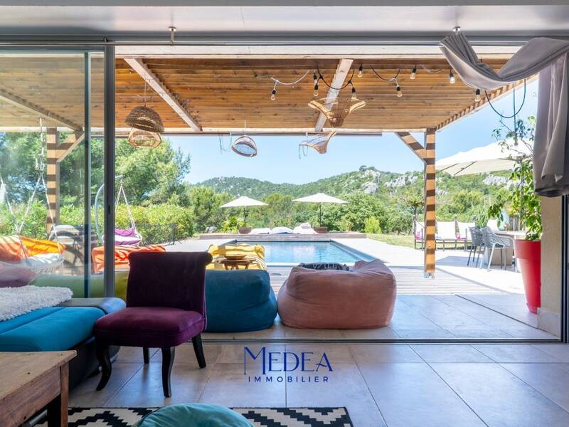 Maison à vendre, 320m², ROQUEFORT LA BEDOULE