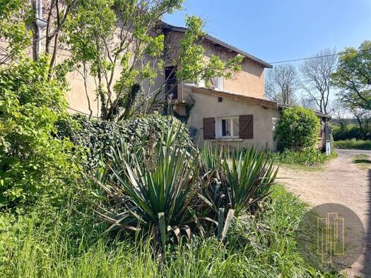 Appartement à vendre 130 000 € 2 pièces 1 chambre 109 m² Arnas 69400