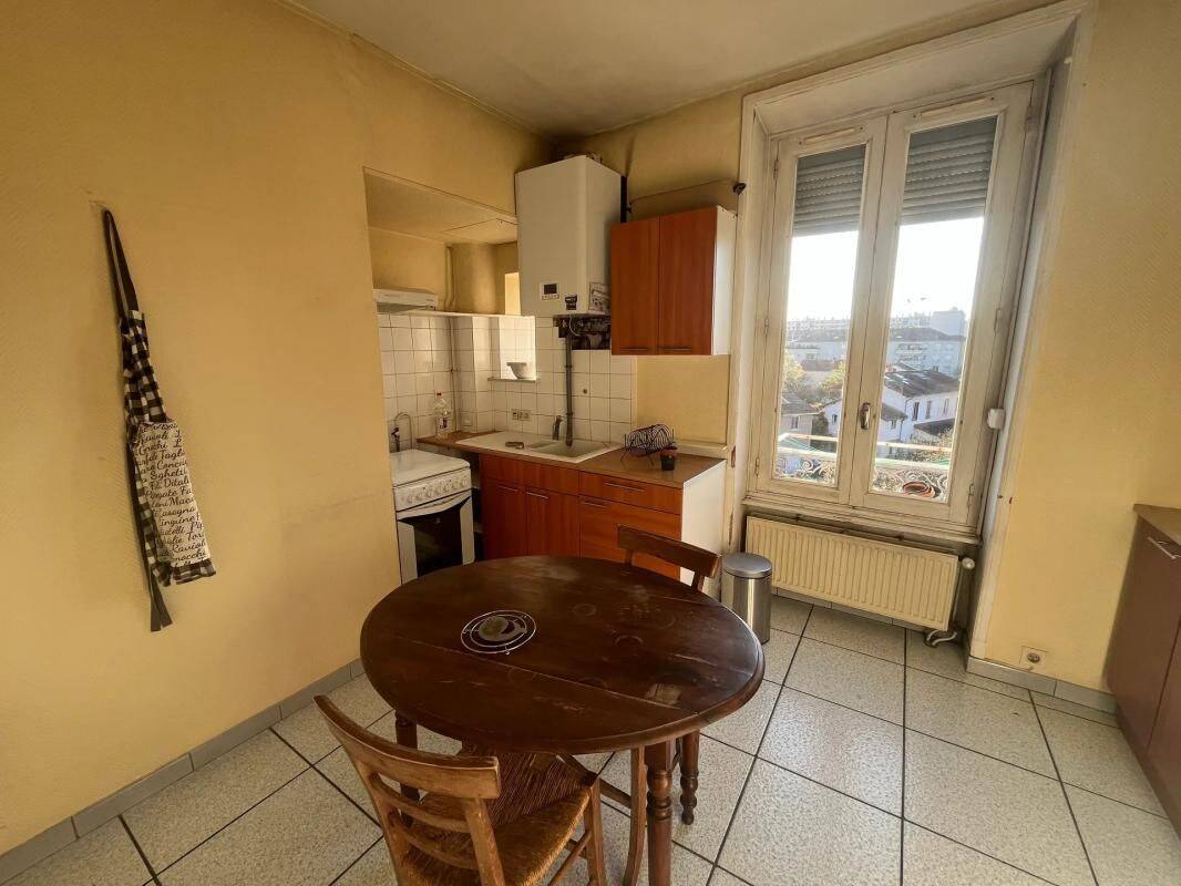 Appartement 2 pièces de 42 m² à Villeurbanne — 13